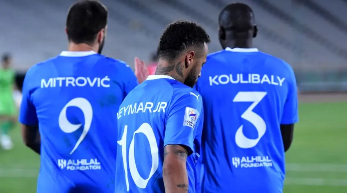 شب الهلال با کسب دهمین بُرد شیرین شد