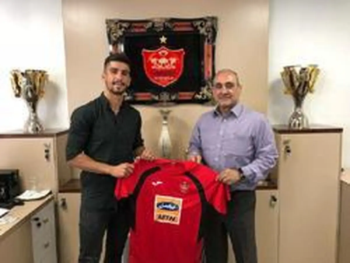 نوه هنرپیشه معروف با پرسپولیس تمدید کرد