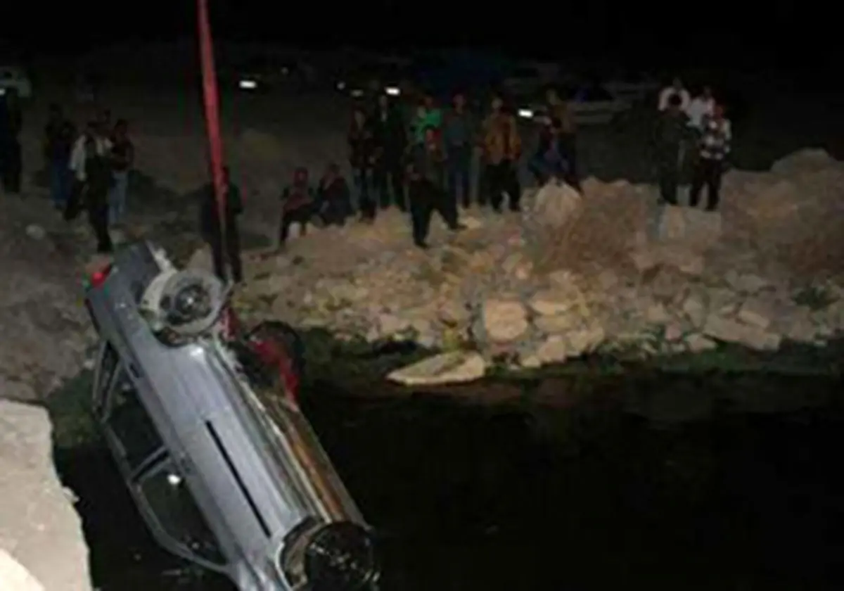 کشته شدن سه نفر براثر سقوط پراید در کانال آب