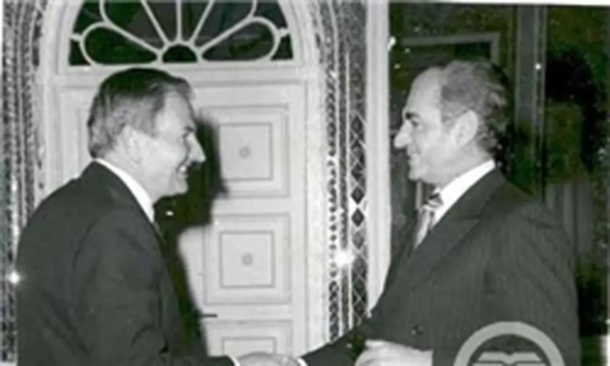 راز رابطه شاه با خاندان فوق ثروتمند آمریکا