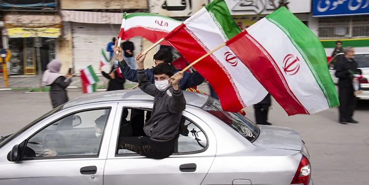 راهپیمایی ۲۲ بهمن در شهرهای قرمز خودرویی برگزار می‌شود