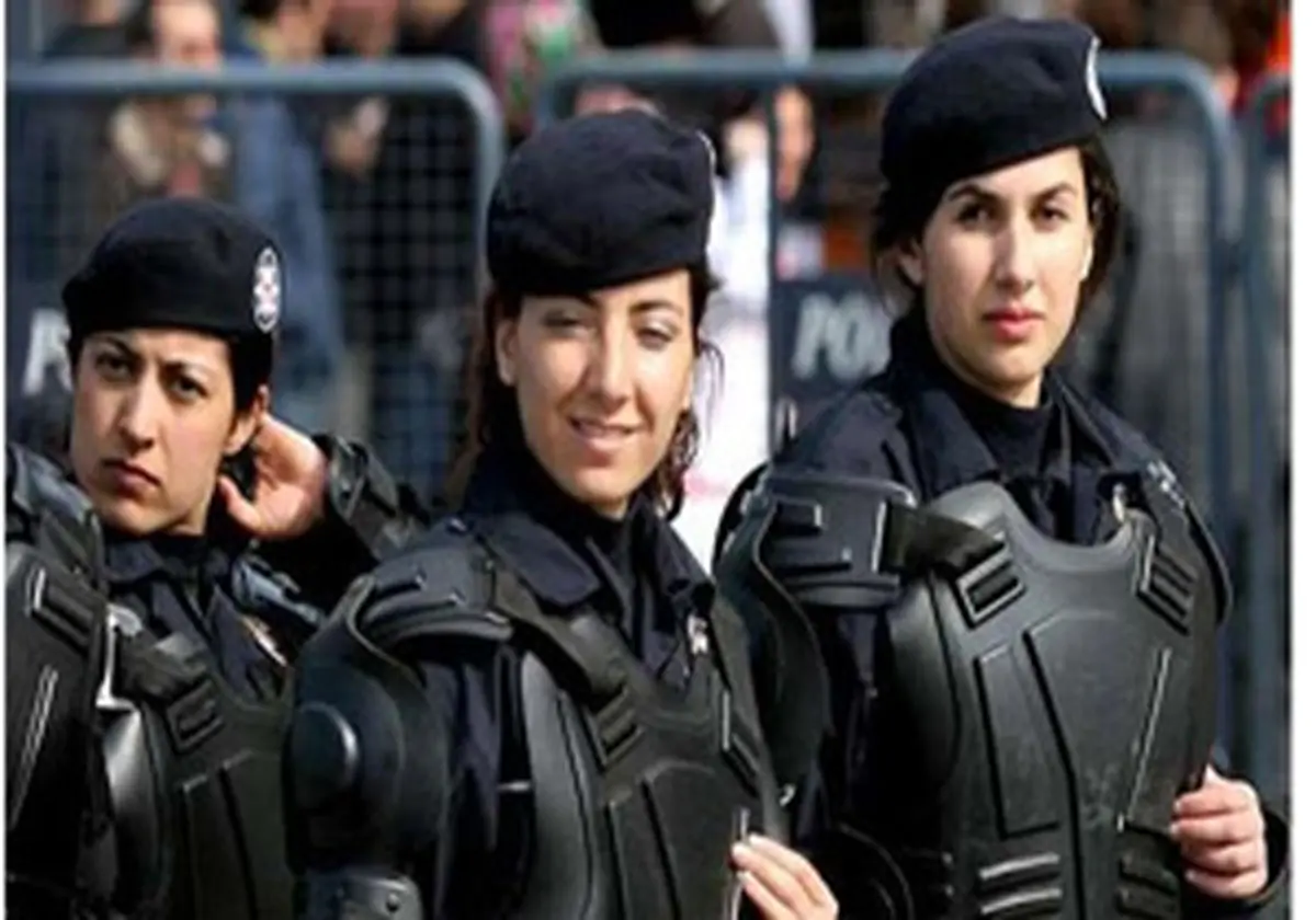 مجوز حجاب برای زنان پلیس ترکیه