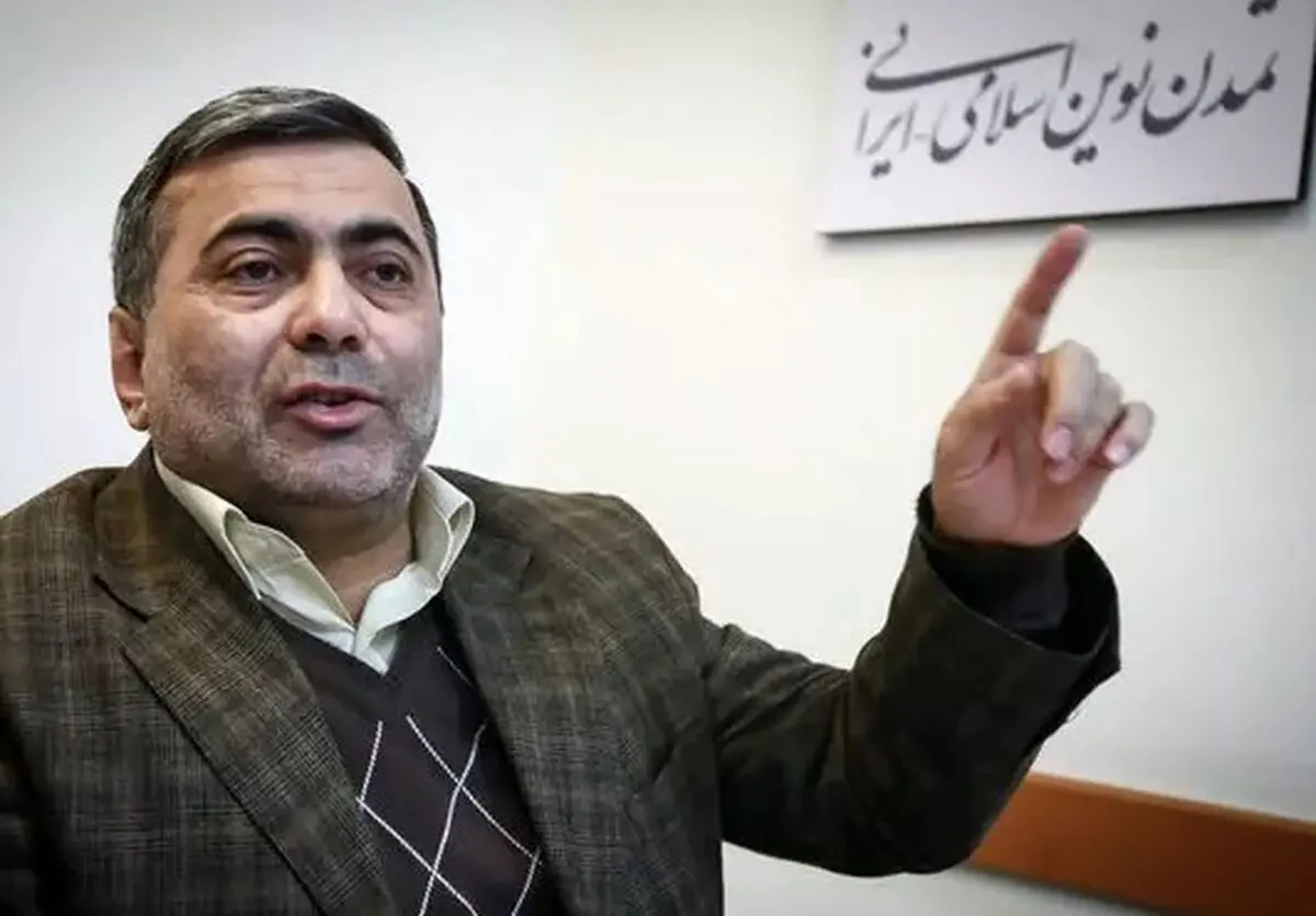 خرمشاد: کار در حوزه سیاسی را با رویکردارتقای کارآمدی دنبال می‌کنیم