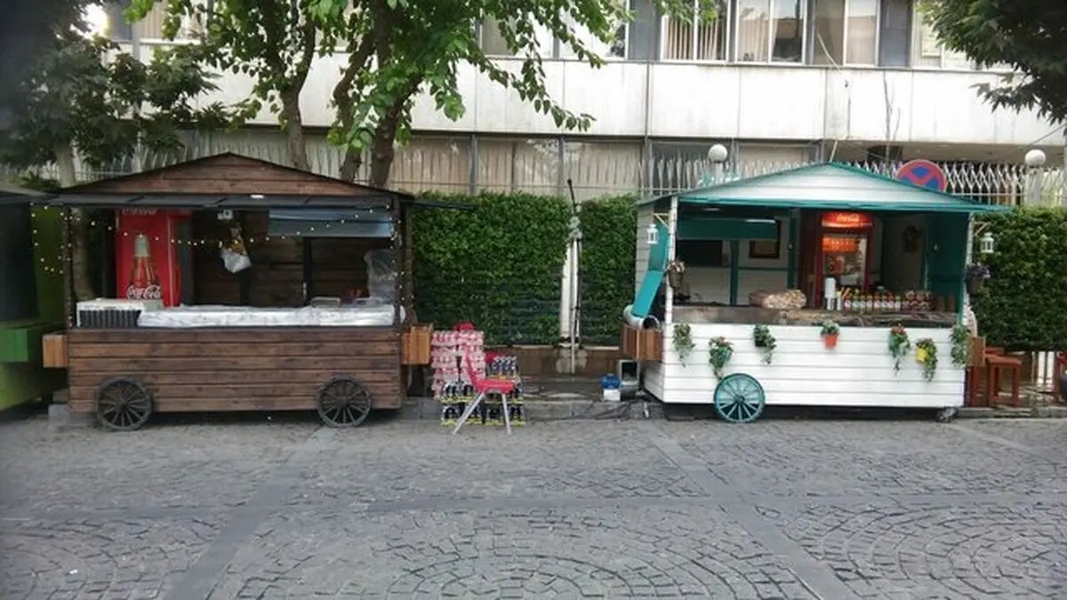 وضعیت بهداشتی نامناسب غذا فروشی های خیابان 30 تیر 