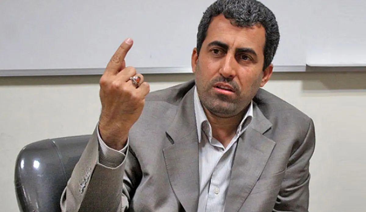 منابع مالی بانکها فریز شده است وگرنه ورشکسته نیستند