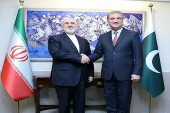 ظریف با وزیر امور خارجه پاکستان دیدار و گفتگو کرد