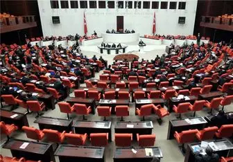 پارلمان ترکیه مجوز عملیات در عراق و سوریه را تمدید کرد