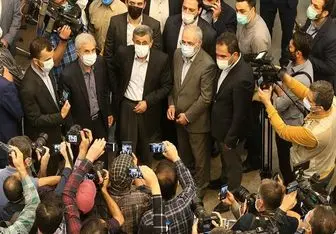 درگیری همراهان احمدی نژاد در ستاد انتخابات کشور +فیلم