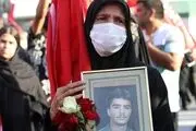 فیلم تکان‌دهنده از کشف پیکر مطهر ۵ شهید از کانال کمیل