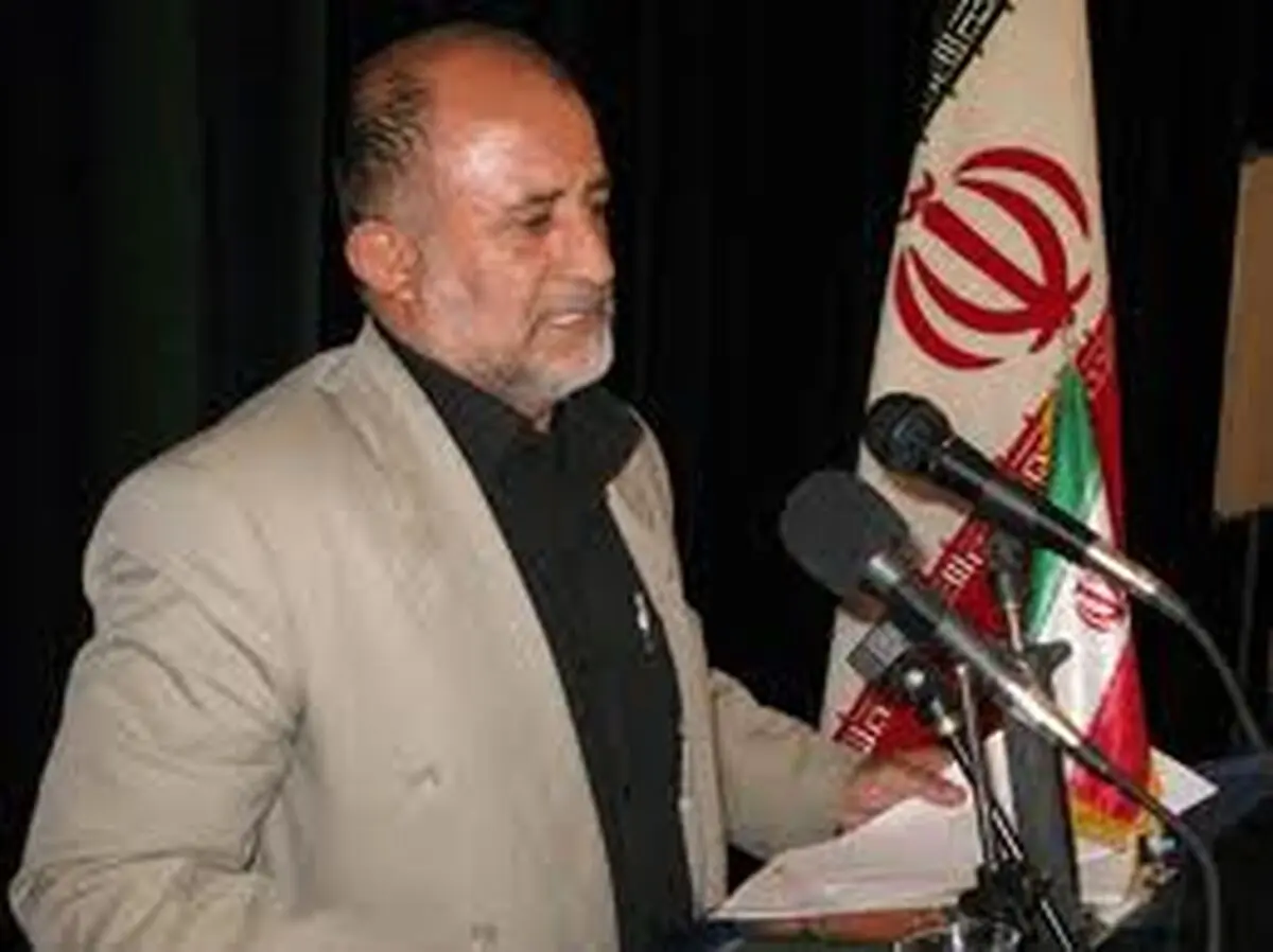 قاضی‌پور: معاون رئیس‌جمهوربه‌امورمنزل بپردازد