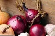 4 راهکار ساده برای رهایی از شَر بوی بد سیر و پیاز