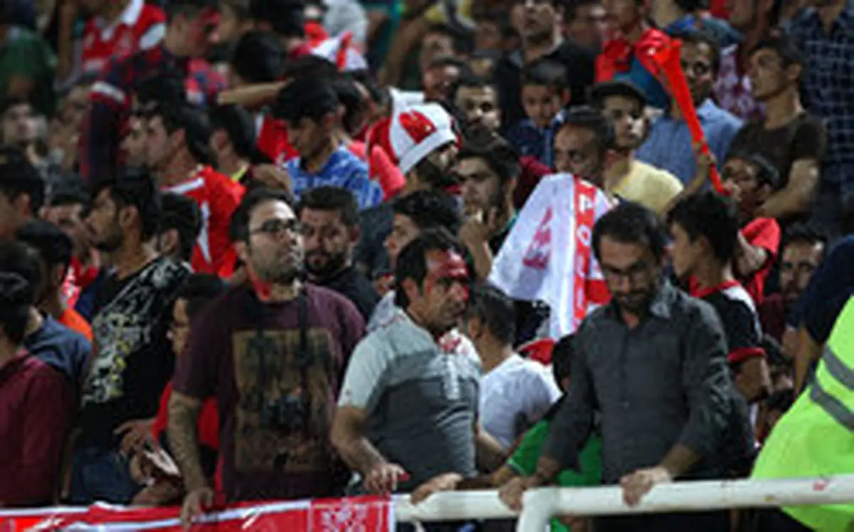 درگیریهای خونین در بازی استقلال خوزستان و پرسپولیس +عکس (۱۳+)