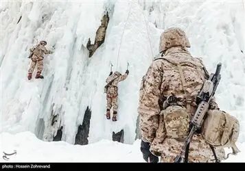 تمرین یخ نوردی یگان ویژه صابرین