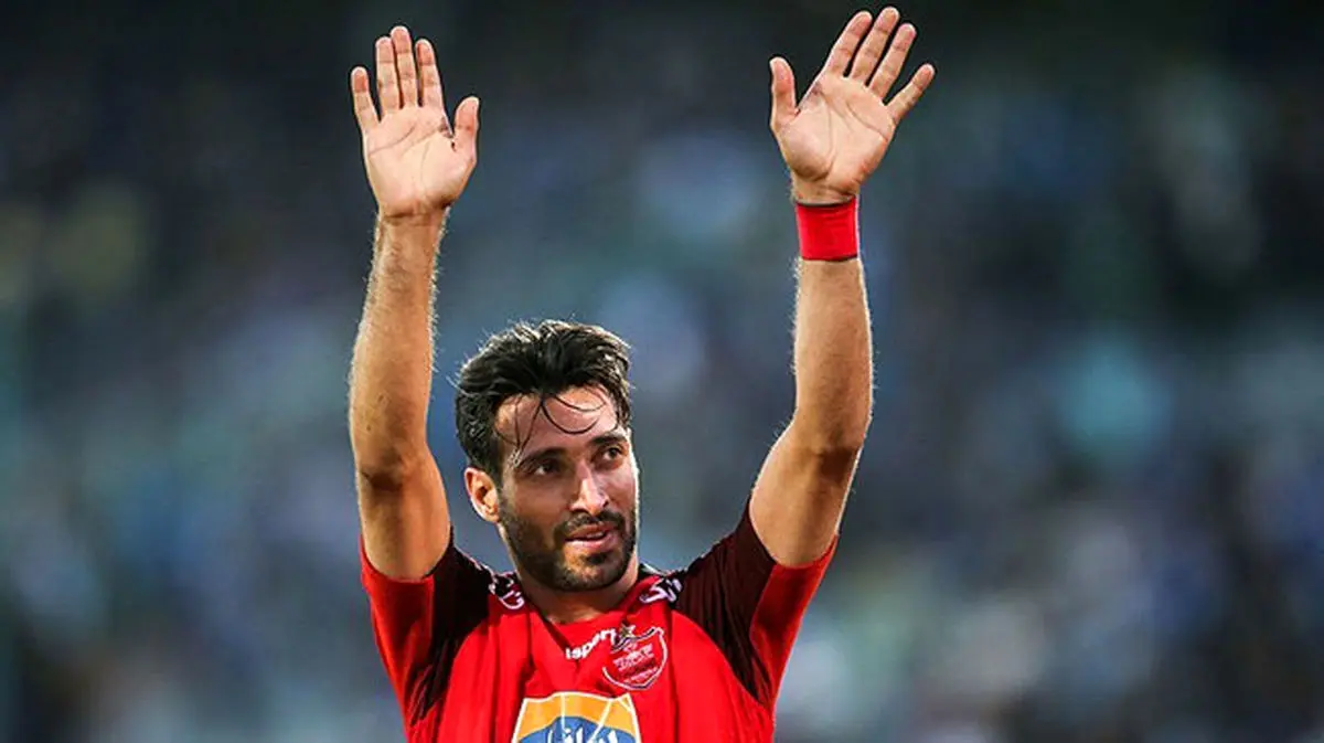 شجاع خلیل زاده جزو بازیکنان تاپ پرسپولیس است و حق دارد پول خوب بگیرد