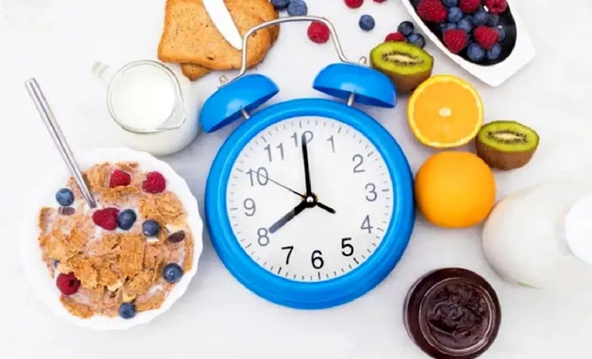 با بهترین زمان برای مصرف مواد غذایی آشنا شوید؛ از میوه تا قهوه