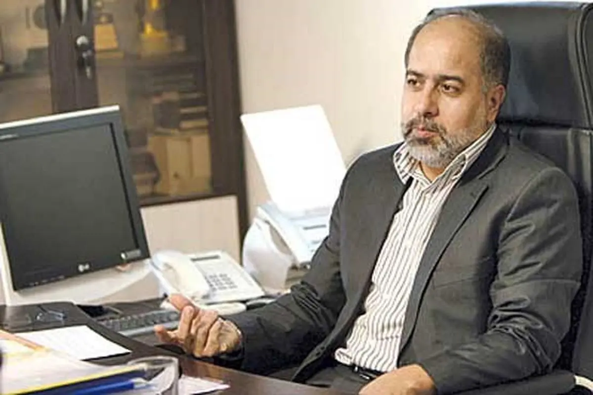 در اجرای اقتصاد مقاومتی بیش از عمل، شعار دادیم