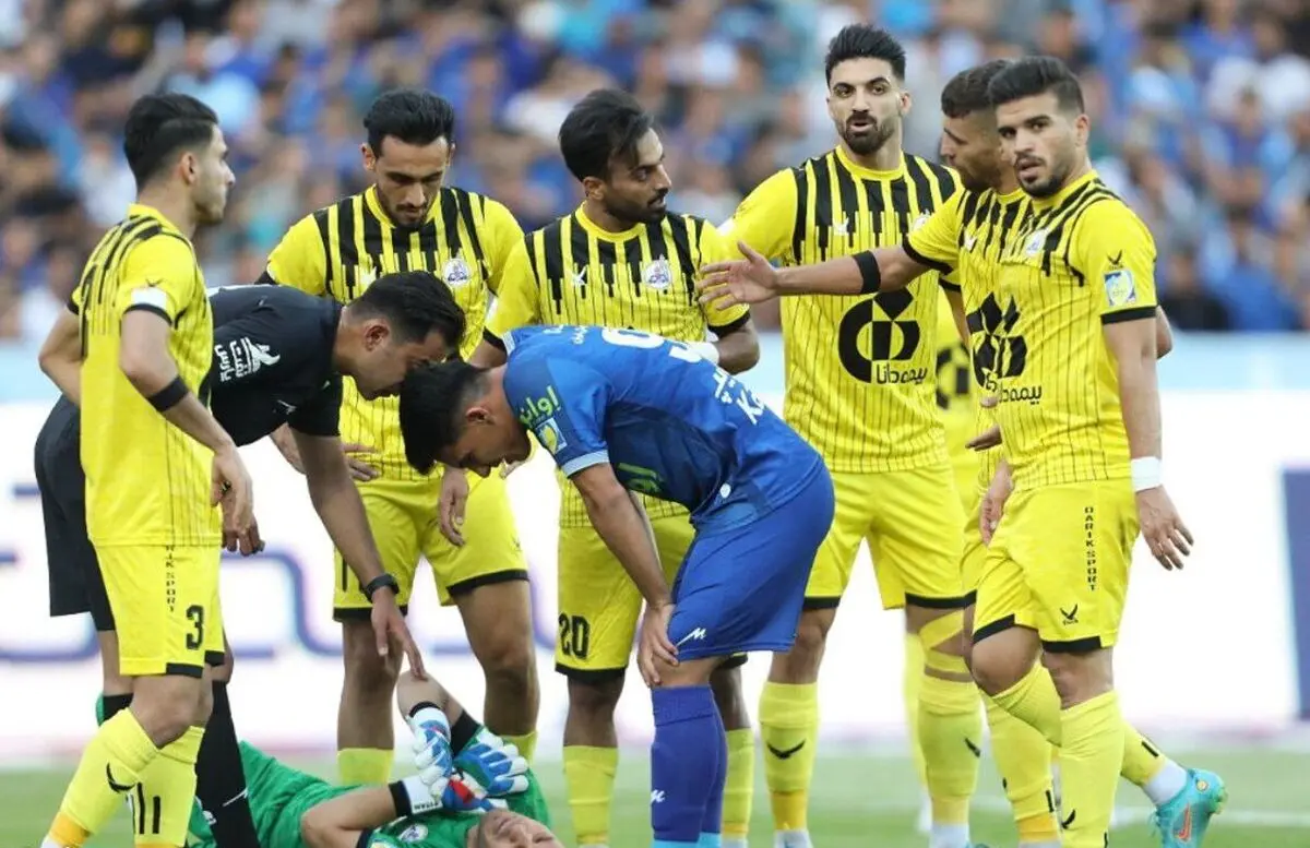 اشکش: مقابل سپاهان برای خودمان می‌جنگیم، نه استقلال و پرسپولیس
