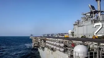 بالگرد نیروی دریایی ایران به صورت خطرناکی به کشتی جنگی آمریکا نزدیک شد