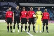 ستاره النصر لباس حسینی را یادگاری گرفت!
