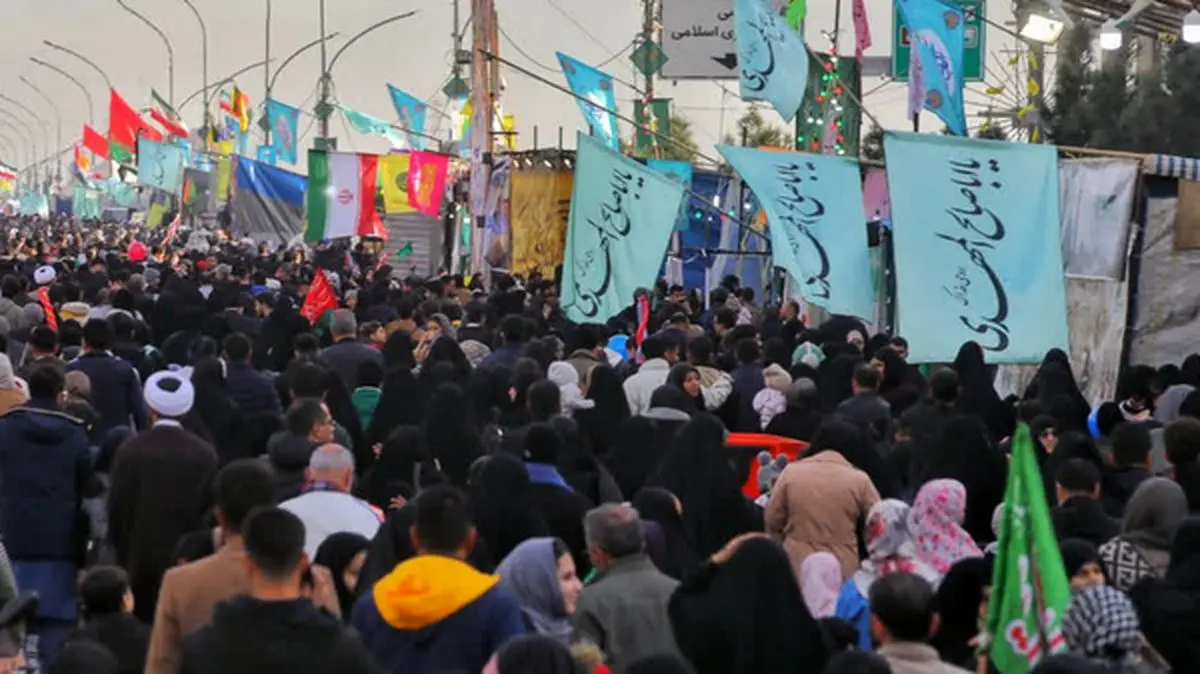 حضور شگفت انگیر محبان حضرت ولیعصر(عج) در راه جمکران 