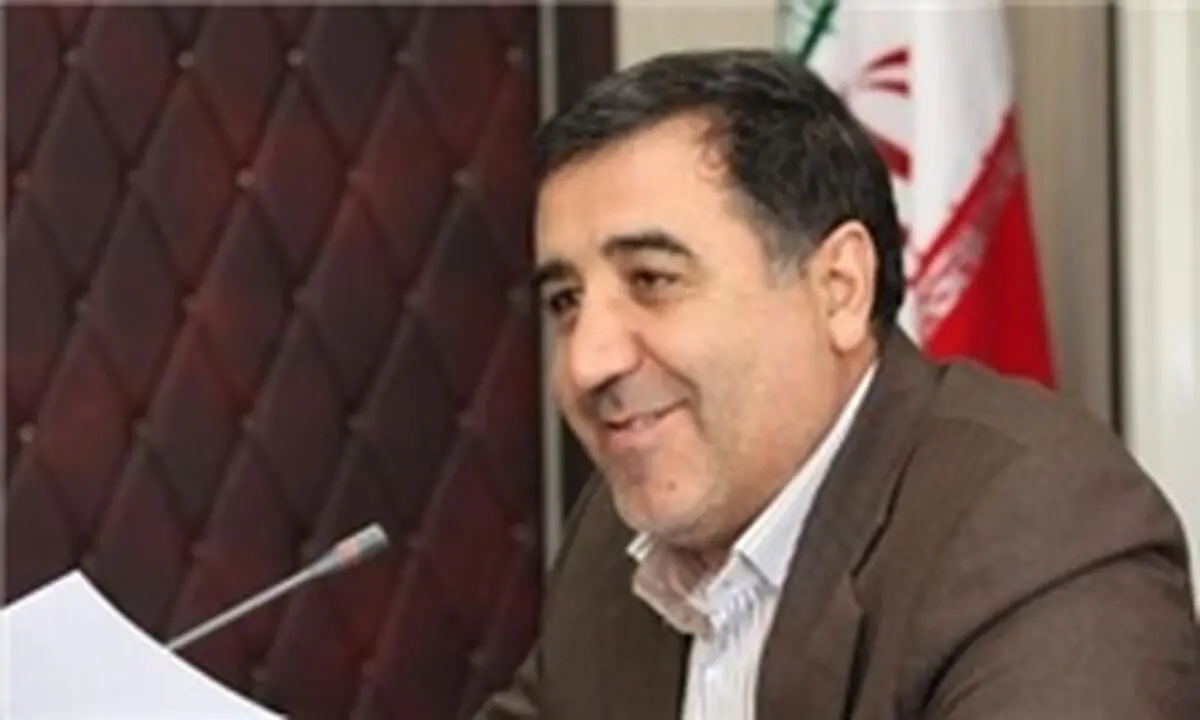 توهین‌کنندگان به رئیس جمهور عقل ندارند