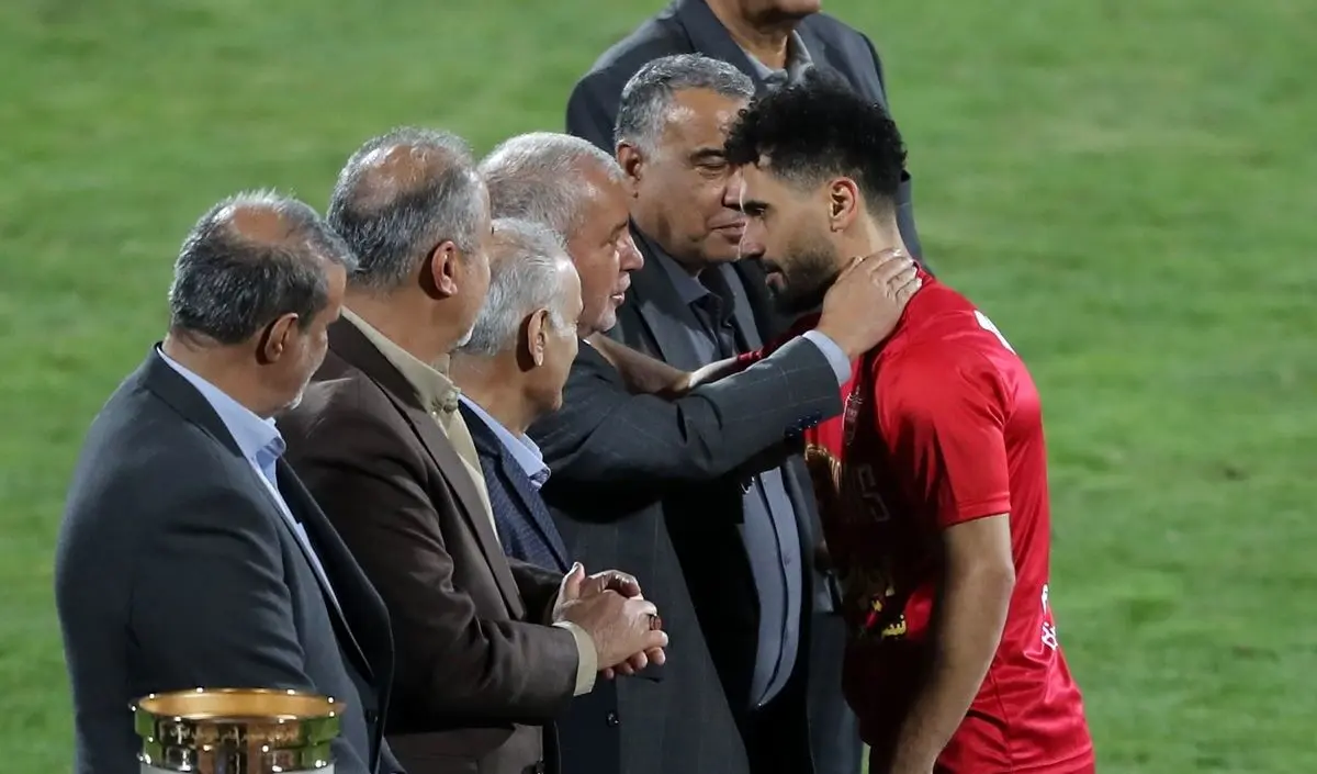 خبر خوش برای هواداران پرسپولیس| کاپیتان پرسپولیس به سپاهان رسید
