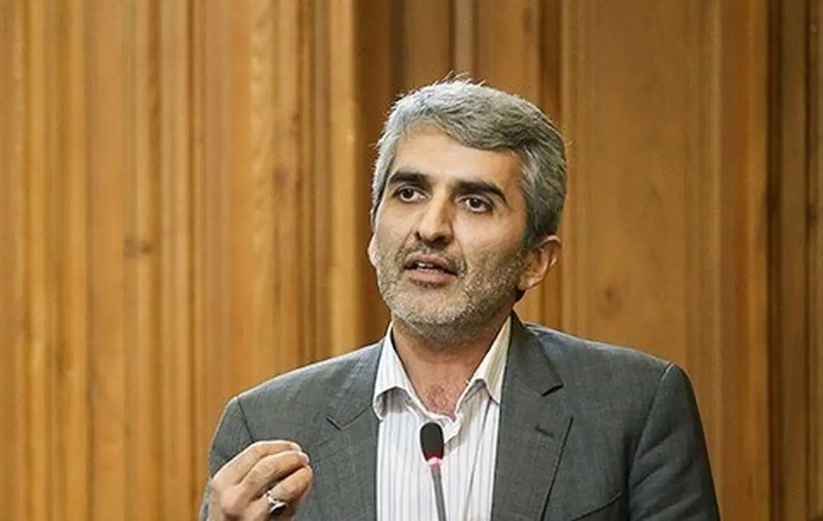 بخشی از ترافیک تهران پیامد توسعه نامتوازن مراکز تجاری است