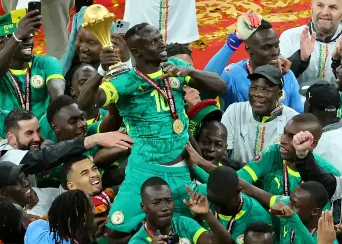 واکنش تند بازیکنان سنگال به تصمیم جنجالی کاف برای پس گرفتن جام