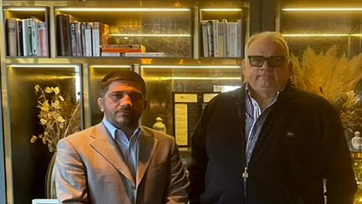 دیدار علیرضا دبیر با رئیس اتحادیه جهانی کشتی در بلگراد