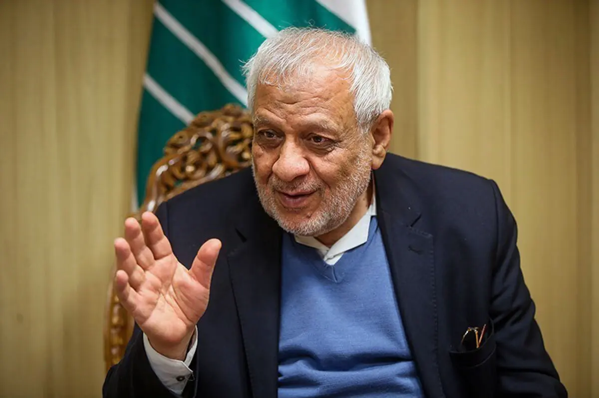 بادامچیان: گشت ارشاد جلوی لخت شدن زنان را در خیابان می‌گیرد
