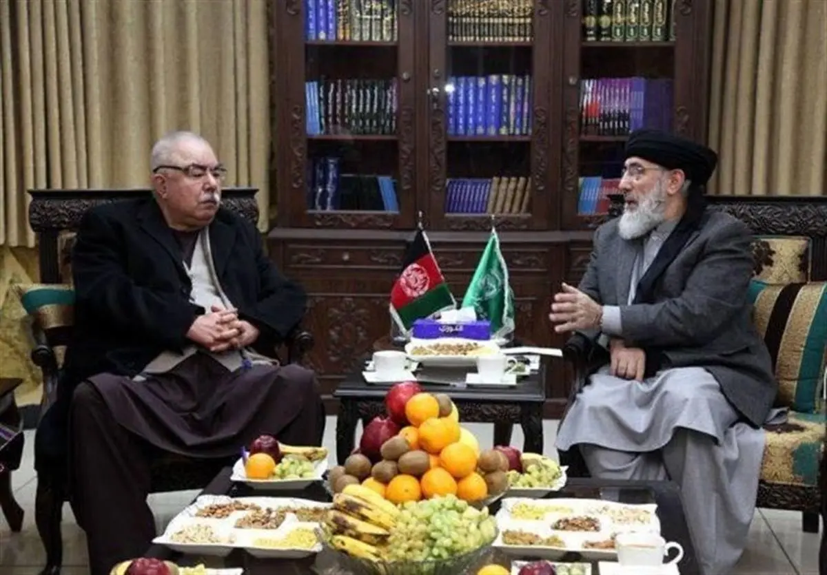 «ژنرال دوستم» و «حکمتیار» پس از ۲۴ سال دیدار کردند