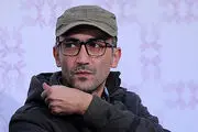 سلفی هادی حجازی فر دربدترین حالت ممکن با کارگردان مشهور/ عکس