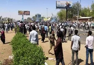 معترضان سودانی به عربستان و امارات هشدار دادند