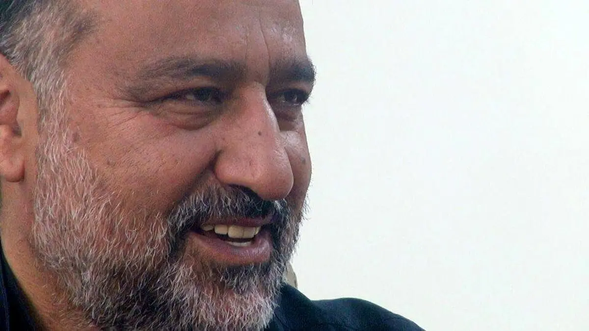شهید سید رضی با استفاده از چند موشک شهید شد؟