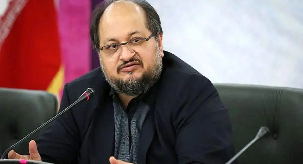 شایعات پراکنده از لابی شریعتمداری/ بازنشستگی فقط برای مردمِ عادی « قانون» است؟