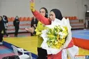 این عکس تمام زندگی الهه منصوریان است!