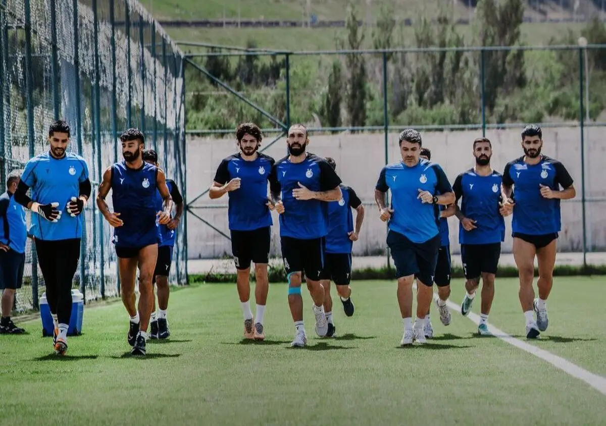 استقلالی‌ها ۴ روز خانه نشین شدند
