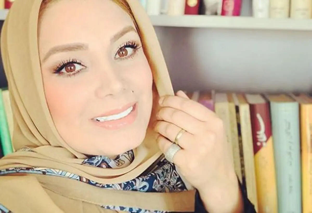 تیپ متفاوت صبا راد بر لب ساحل ترکیه /عکس