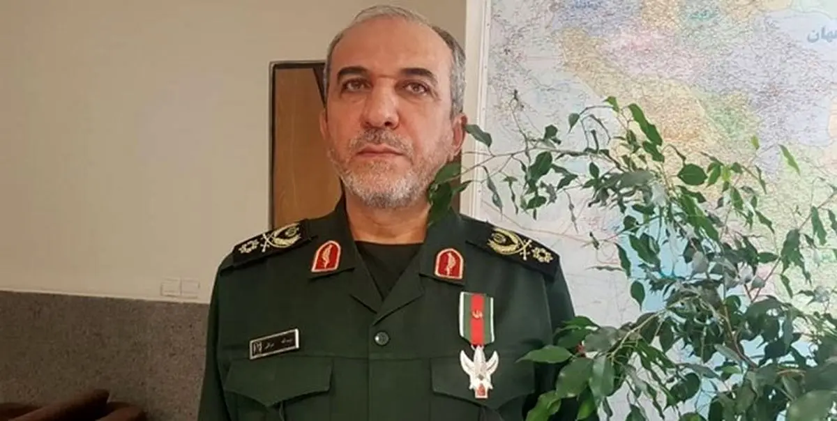 اعطای نشان فتح۲ به سردار عبدالله عراقی