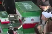 اقامه نماز بر پیکرهای مطهر امام شهید و خانواده ایشان در مسجد جمکران