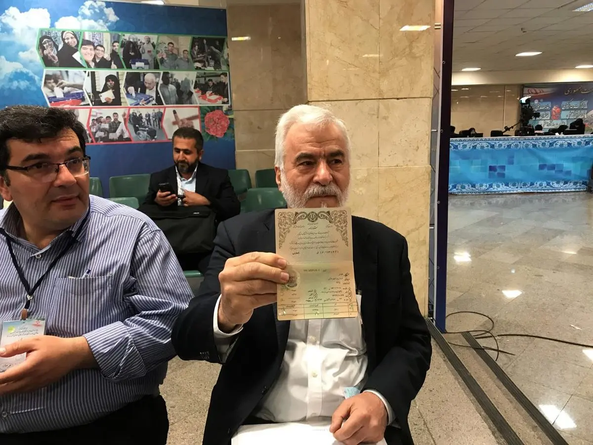 حیدرپور: با استناد به آموزه های امام راحل در انتخابات ثبت نام کردم