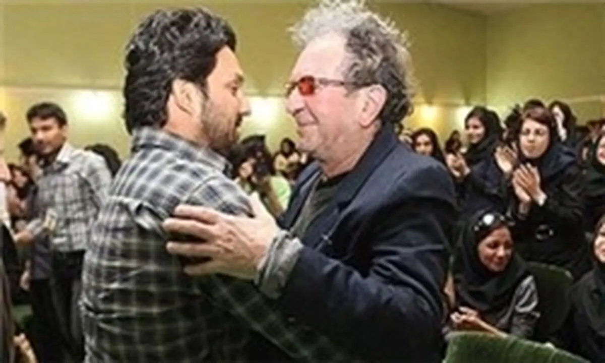 جمع‌آوری امضا برای محاکمه مهرجویی