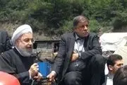 آسوشیتدپرس: معدنچیان خشمگین به خودروی روحانی یورش بردند