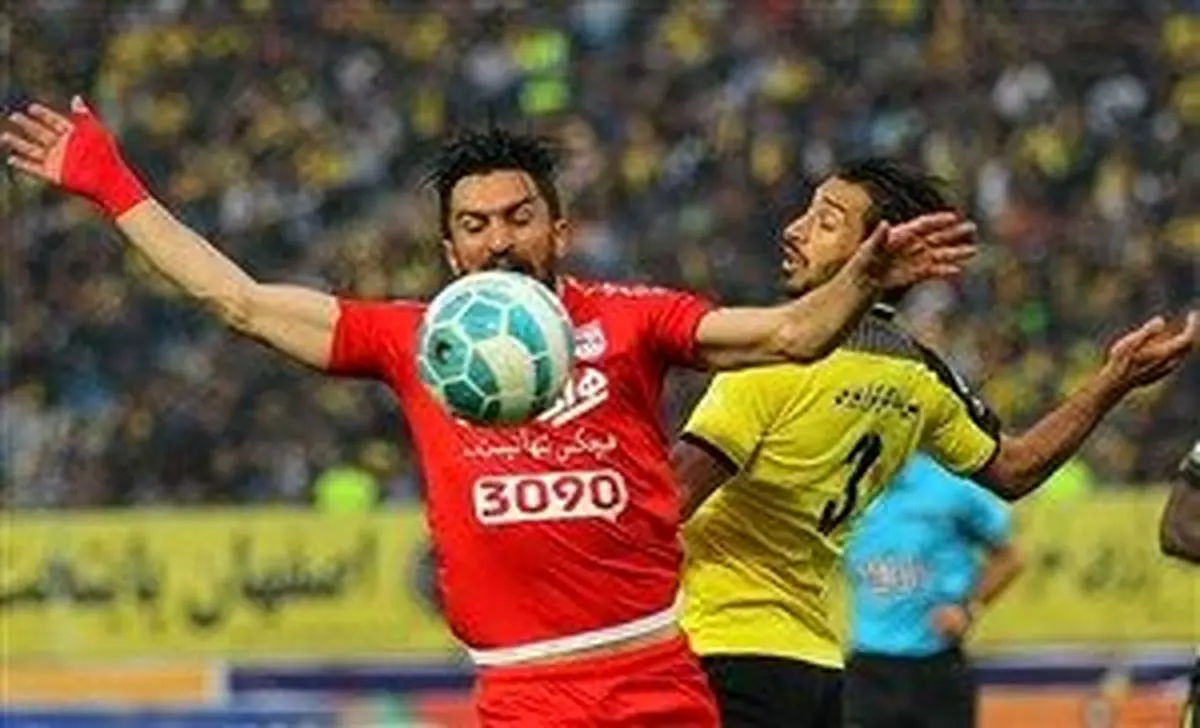مدافع تیم تراکتورسازی از آجورلو عذر خواهی کرد