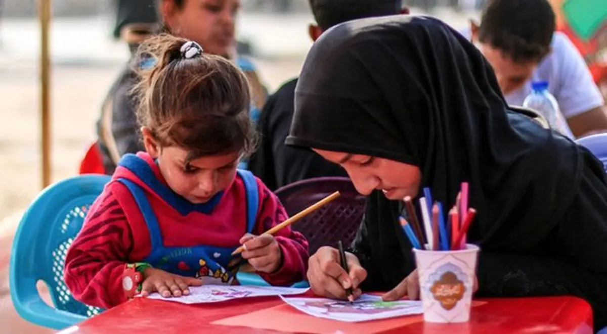موکب «فرزندان حاج قاسم» با خادمی دانش آموزان در اربعین ۱۴۰۱