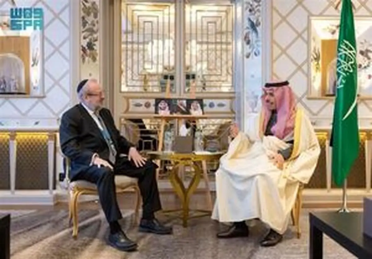 دیدار پرحاشیه وزیر خارجه عربستان با یک صهیونیست افراطی
