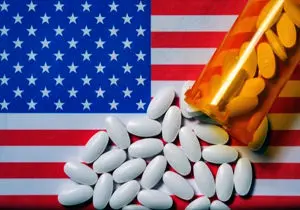 تحریم‌های آمریکا دسترسی ایران به داروهای خاص را تهدید می‌کند