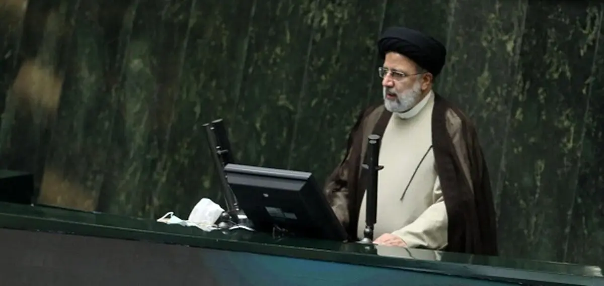 رئیس‌جمهور برای تقدیم لایحه بودجه وارد مجلس شد