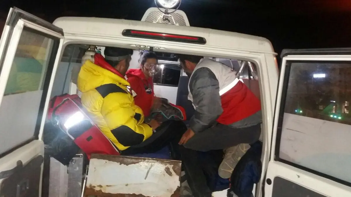 
نجات کوهنورد لهستانی از مرگ
