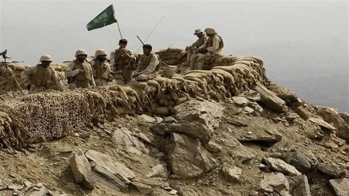 اذعان عربستان به کشته شدن 12 نظامی 